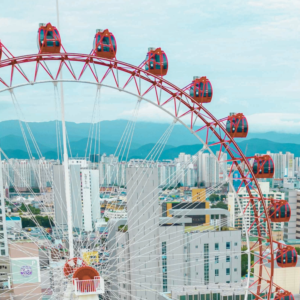 Sparkland Ferris Wheel